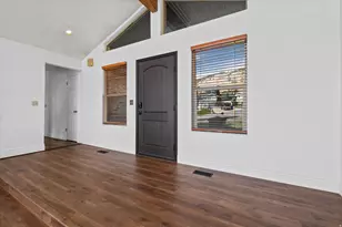 254 E 1825 N, Centerville, UT 84014 - Photo 4