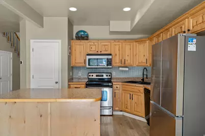 359 E 2275 N #2, North Ogden, UT 84414 - Photo 10