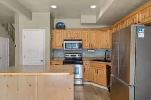 359 E 2275 N, North Ogden, UT 84414 - Photo 10