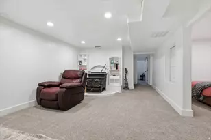 209 E 300 N, Smithfield, UT 84335 - Photo 26