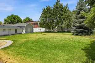 209 E 300 N, Smithfield, UT 84335 - Photo 28