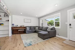 209 E 300 N, Smithfield, UT 84335 - Photo 4