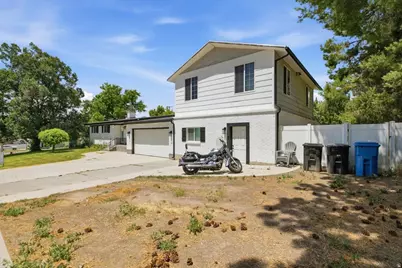 209 E 300 N, Smithfield, UT 84335 - Photo 40