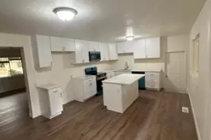 7112 S 2780 E, Cottonwood Heights, UT 84121 - Photo 12