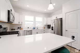 4542 W Parkes Peak Ln S, Herriman, UT 84096 - Photo 12