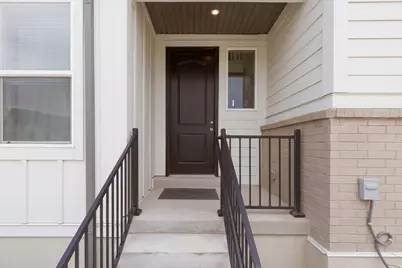 4542 W Parkes Peak Ln S, Herriman, UT 84096 - Photo 4