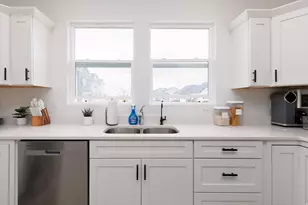 4542 W Parkes Peak Ln S, Herriman, UT 84096 - Photo 12
