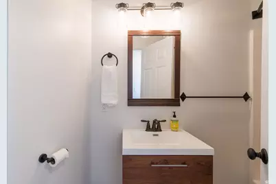 2315 S 600 E, Salt Lake City, UT 84106 - Photo 14