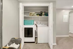 1073 N 175 E, Layton, UT 84041 - Photo 14