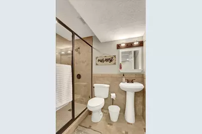 1073 N 175 E, Layton, UT 84041 - Photo 26
