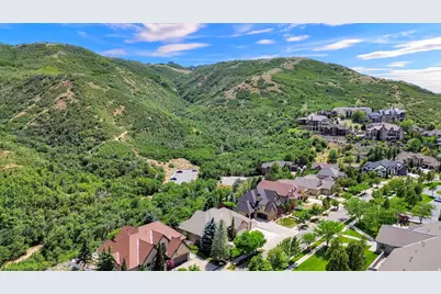 1926 E Gray Fox Dr E, Draper, UT 84020 - Photo 30