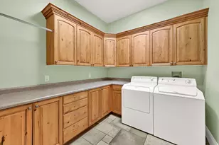 1926 E Gray Fox Dr E, Draper, UT 84020 - Photo 20