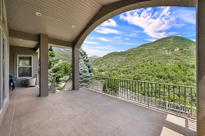 1926 E Gray Fox Dr E, Draper, UT 84020 - Photo 32