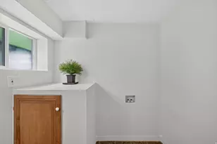 2246 E Evergreen View Ct, Salt Lake City, UT 84109 - Photo 30