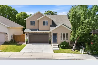 2246 E Evergreen View Ct, Salt Lake City, UT 84109 - Photo 2