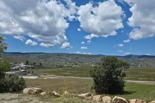 921 E Breeze Wy, Garden City, UT 84028 - Photo 2