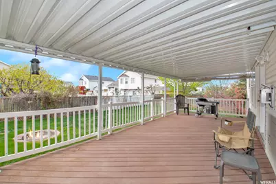 721 W 1960 N, Clinton, UT 84015 - Photo 10