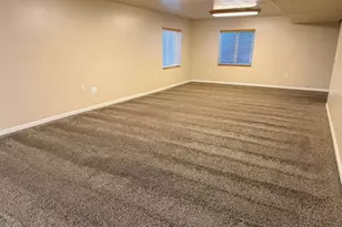 721 W 1960 N, Clinton, UT 84015 - Photo 18