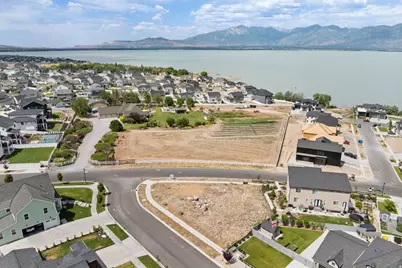 3492 S Meadowlark Ln, Saratoga Springs, UT 84045 - Photo 12