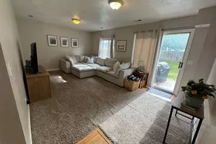 4244 Westlake Dr, Roy, UT 84067 - Photo 18