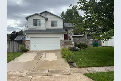 4244 Westlake Dr, Roy, UT 84067 - Photo 44