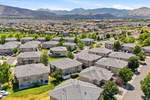 4896 W Aspen Springs Dr, Riverton, UT 84096 - Photo 32