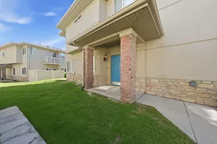 4896 W Aspen Springs Dr, Riverton, UT 84096 - Photo 2