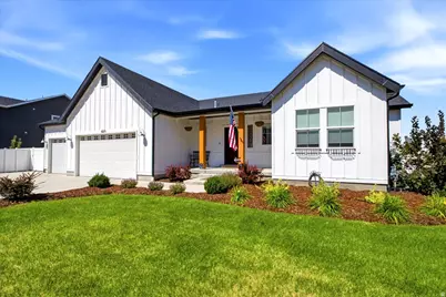 8271 N Iron Horse Dr, Lake Point, UT 84074 - Photo 2