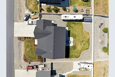 8271 N Iron Horse Dr, Lake Point, UT 84074 - Photo 56