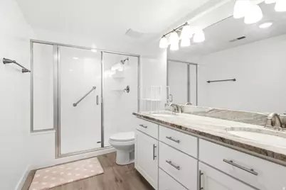 8271 N Iron Horse Dr, Lake Point, UT 84074 - Photo 44