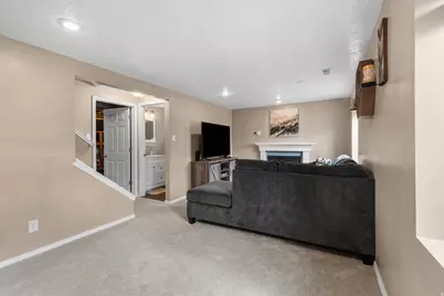 1964 S Dahl Ln, Syracuse, UT 84075 - Photo 24