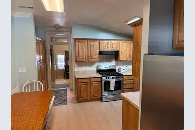 541 E 300 N, Provo, UT 84606 - Photo 22