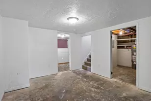 4496 W 5415 S, Kearns, UT 84118 - Photo 26