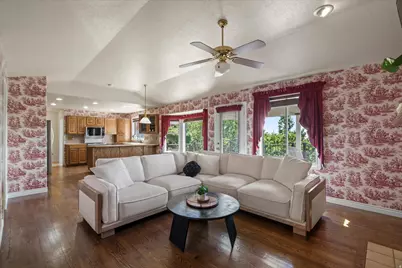 1139 N 3150 E, Layton, UT 84040 - Photo 12