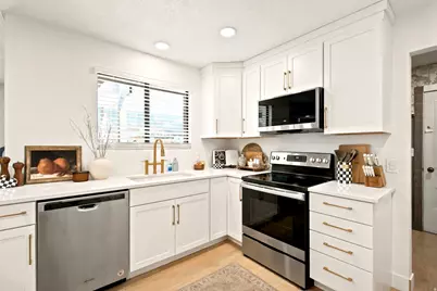 350 E 200 N, Mona, UT 84645 - Photo 10