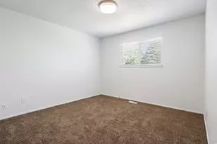 177 E Vine St, Tooele, UT 84074 - Photo 14