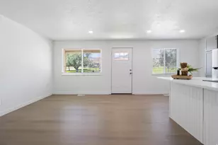 177 E Vine St, Tooele, UT 84074 - Photo 6