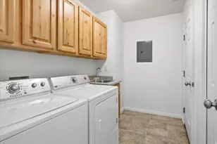 285 W 60 S, Hyde Park, UT 84318 - Photo 14