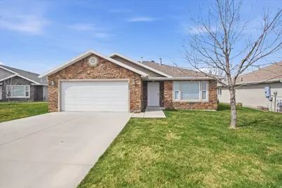 285 W 60 S, Hyde Park, UT 84318 - Photo 2