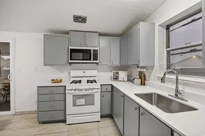 5071 S Leisure Ln, Taylorsville, UT 84129 - Photo 6