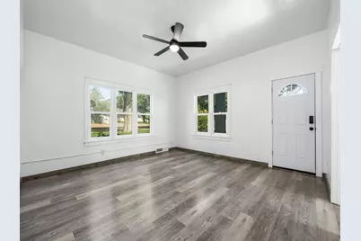177 E 300 S, Levan, UT 84639 - Photo 2
