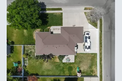 10469 S 2330 W, South Jordan, UT 84095 - Photo 36
