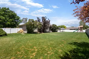 10469 S 2330 W, South Jordan, UT 84095 - Photo 34