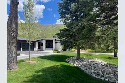 686 N Hidden Hollow Dr E, Farmington, UT 84025 - Photo 4