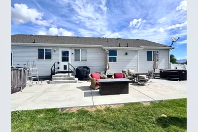 6935 W Dalmation St, West Valley, UT 84128 - Photo 4