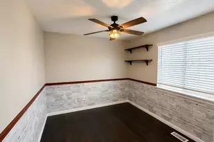 6935 W Dalmation St, West Valley, UT 84128 - Photo 34