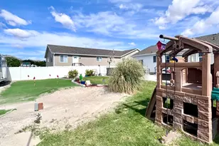 6935 W Dalmation St, West Valley, UT 84128 - Photo 6