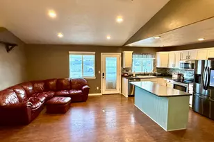 6935 W Dalmation St, West Valley, UT 84128 - Photo 22