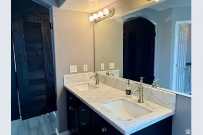 6935 W Dalmation St, West Valley, UT 84128 - Photo 28