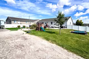 6935 W Dalmation St, West Valley, UT 84128 - Photo 8
